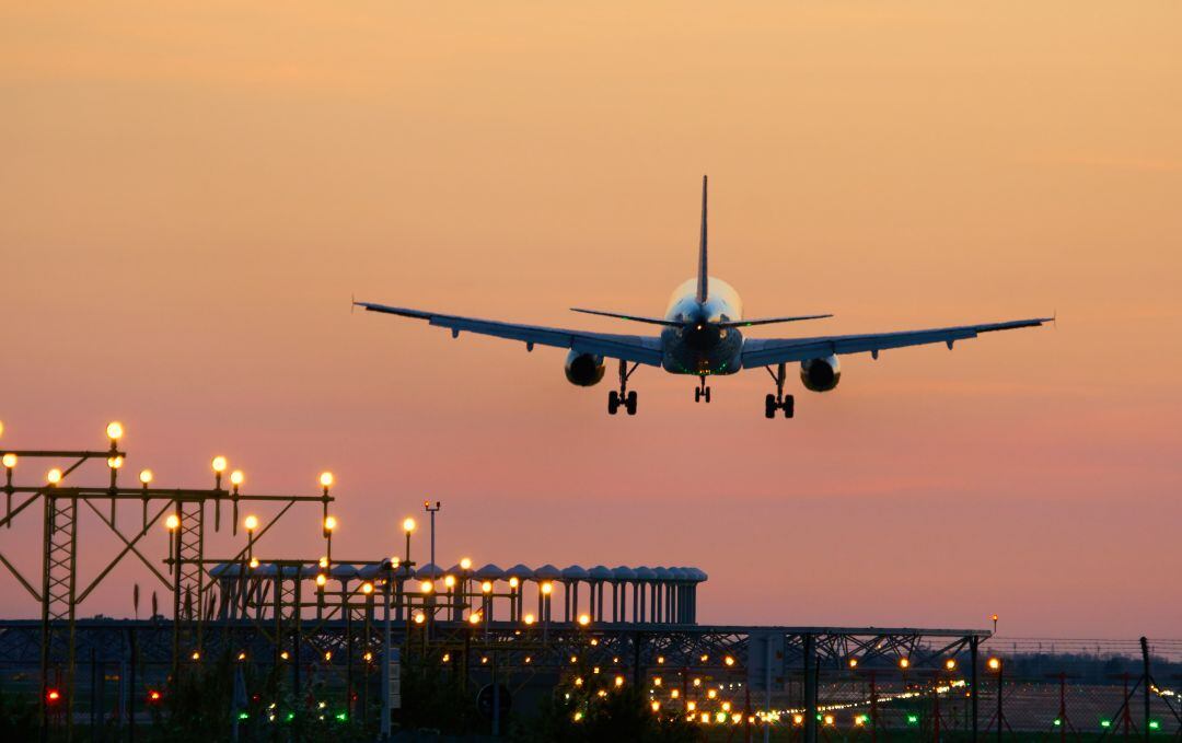 Aterrizaje de un avión el El Prat.