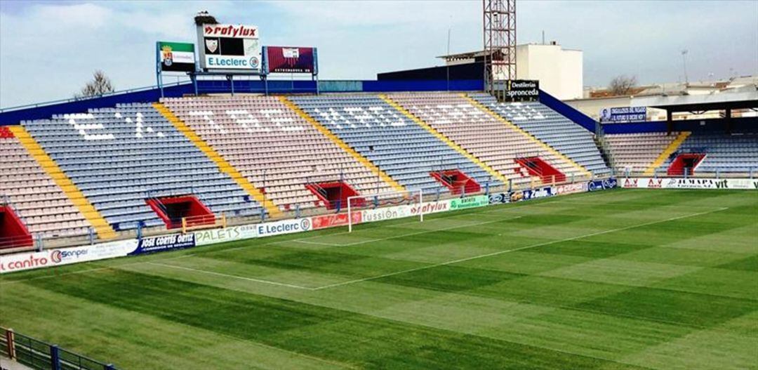 El &quot;Francisco de la Era&quot; de Almendralejo será una de las sedes del play-off