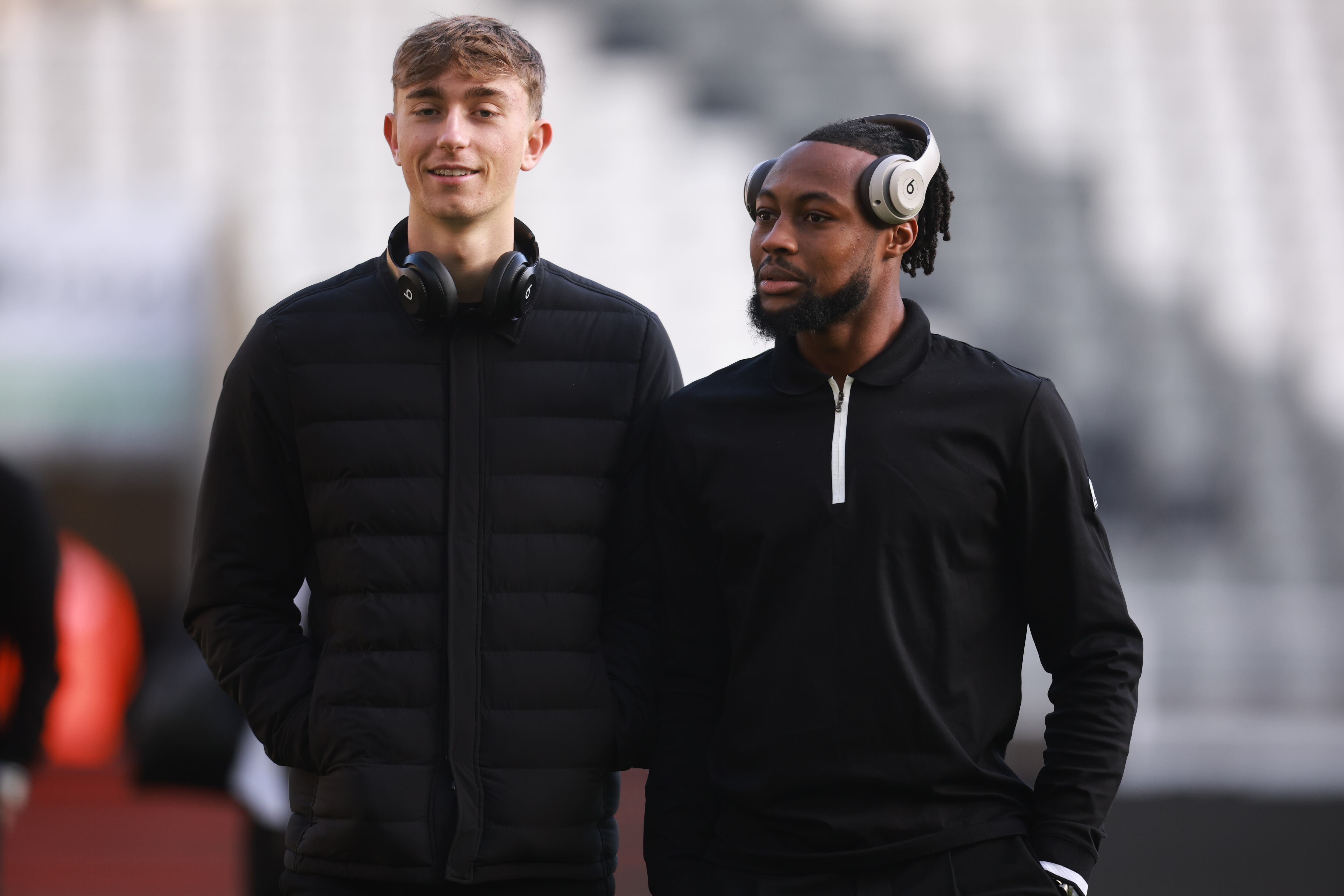 Dean Huijsen y Antoine Semenyo 