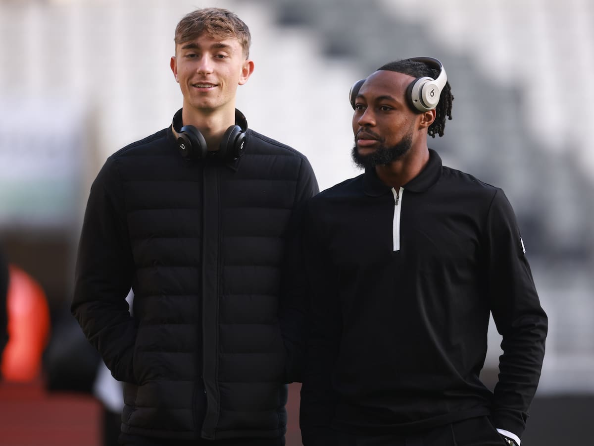 La anécdota entre Semenyo y Huijsen: "Tranquilo, colega, ya sabemos que estás en el Real Madrid"