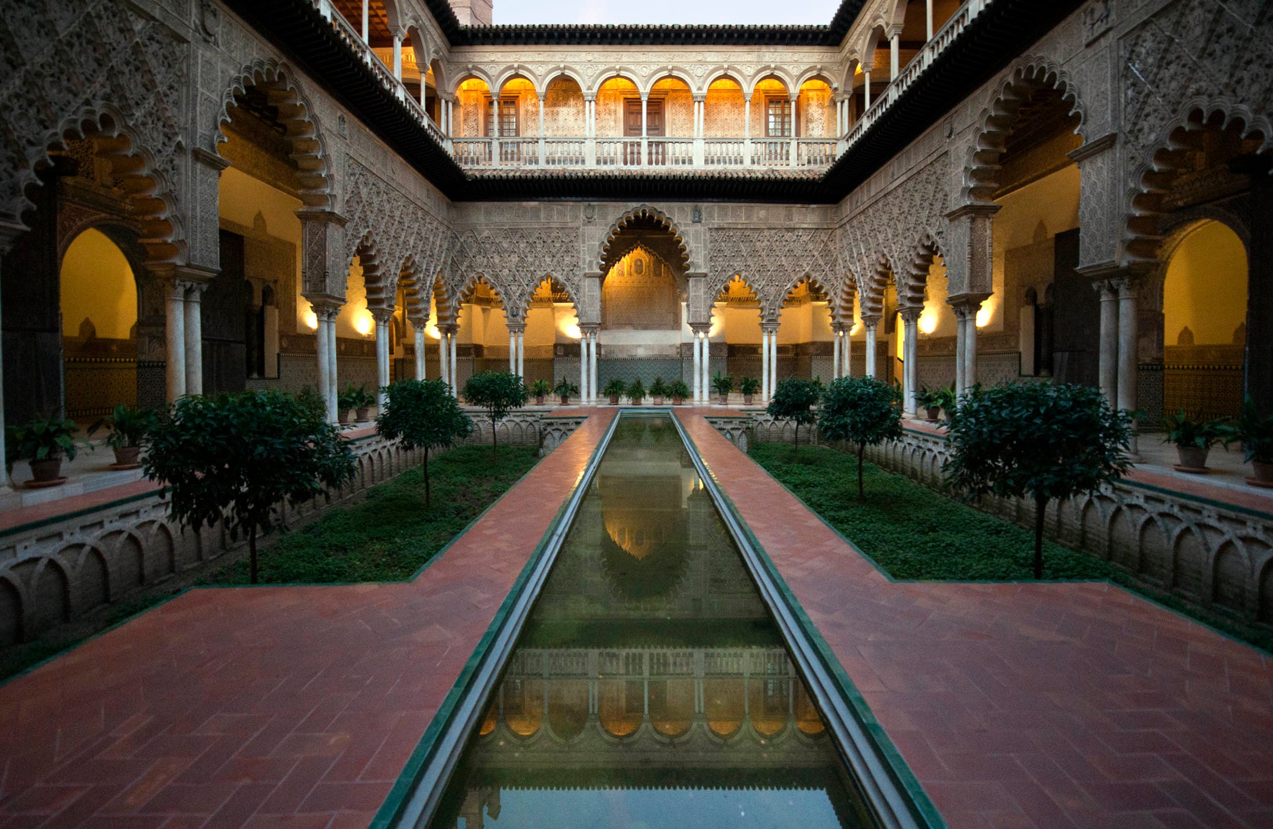 Patio de las Doncellas del Real Alcázar de Sevilla/ Alcázar de Sevilla