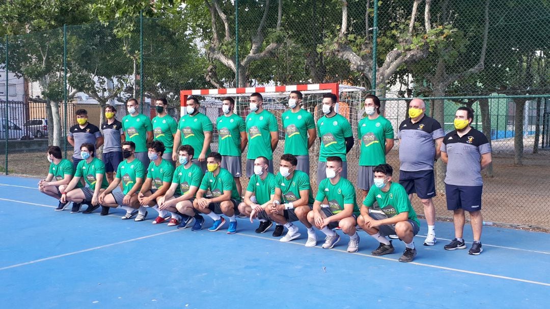 La plantilla del BlasGon y CERES durante su primera jornada de entrenamientos.