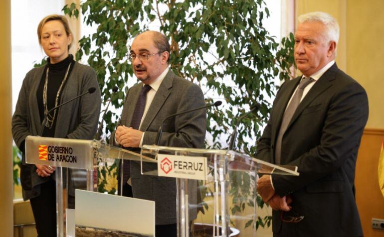 El Presidente de Aragón, Javier Lambán, y la consejera de Economía, Industria y Empleo, Marta Gastón, se reúnen con los directivos del Grupo Industrial Ferruz