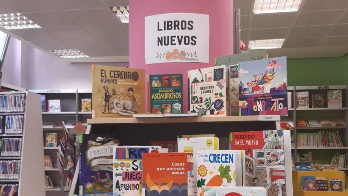 Una de las responsables de la Biblioteca de Peñafiel, Pilar González, repasa en la SER las novedades y la actualidad del centro.