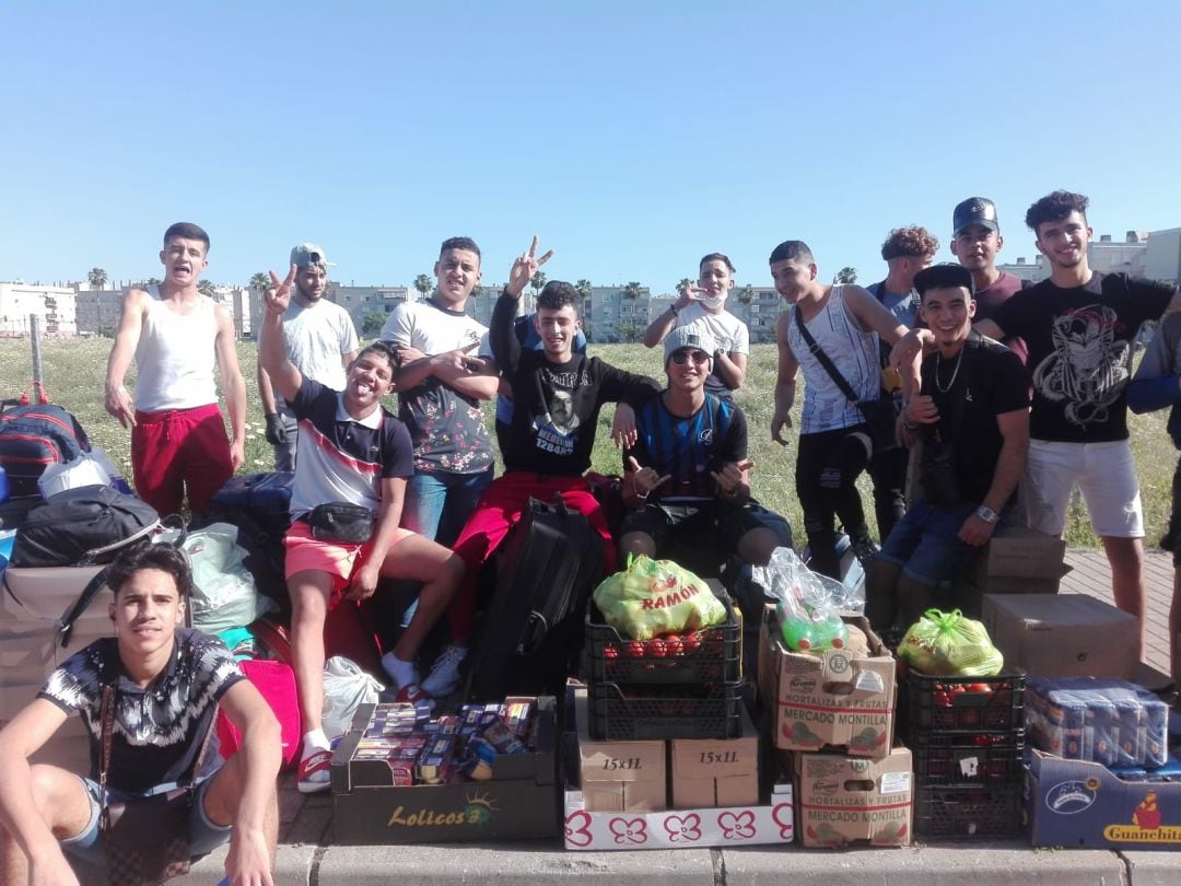 Dos años de permiso de trabajo para los jóvenes migrantes que están ayudando en el campo