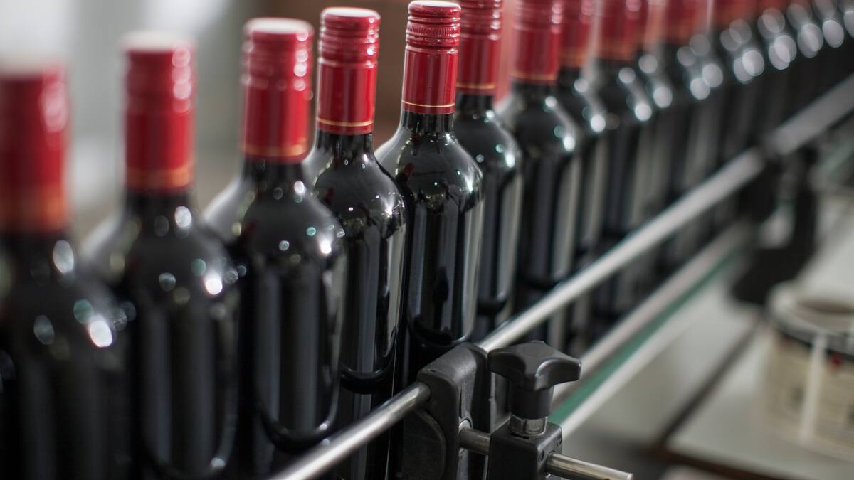 El conflicto bélico en Ucrania agrava la crisis de suministros en el sector del vino