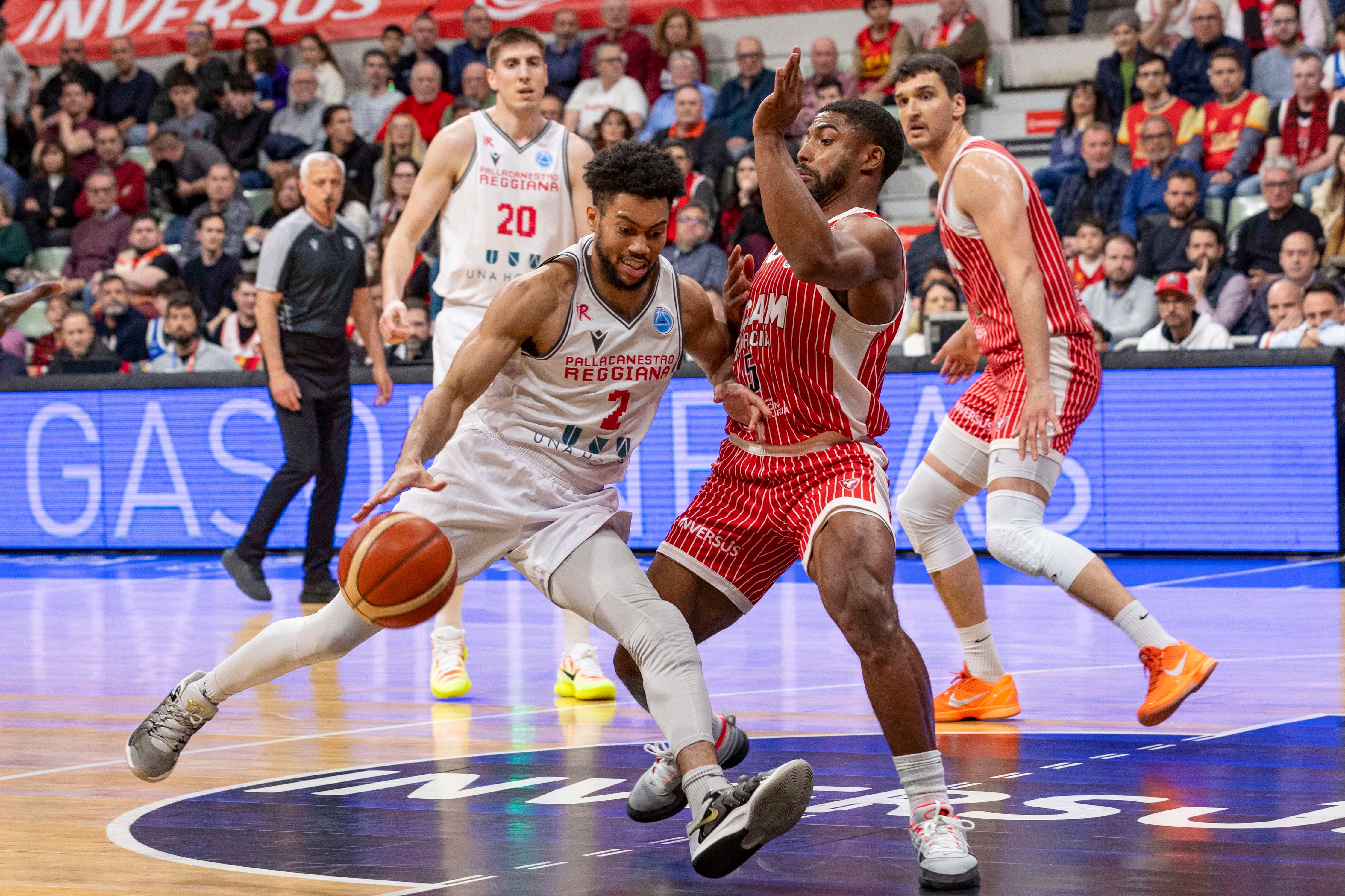 DeJulius defiende a Brown