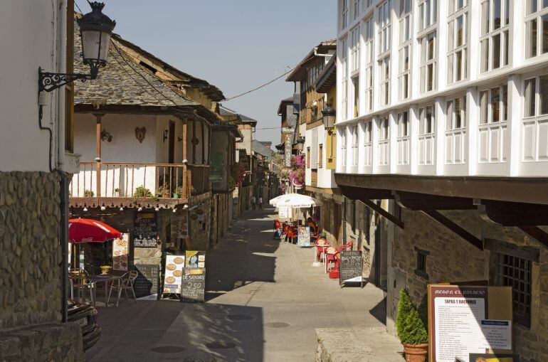 La calle del Agua en Molinaseca