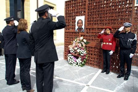 Homenaje institucional del Parlamento vasco de Nèrin