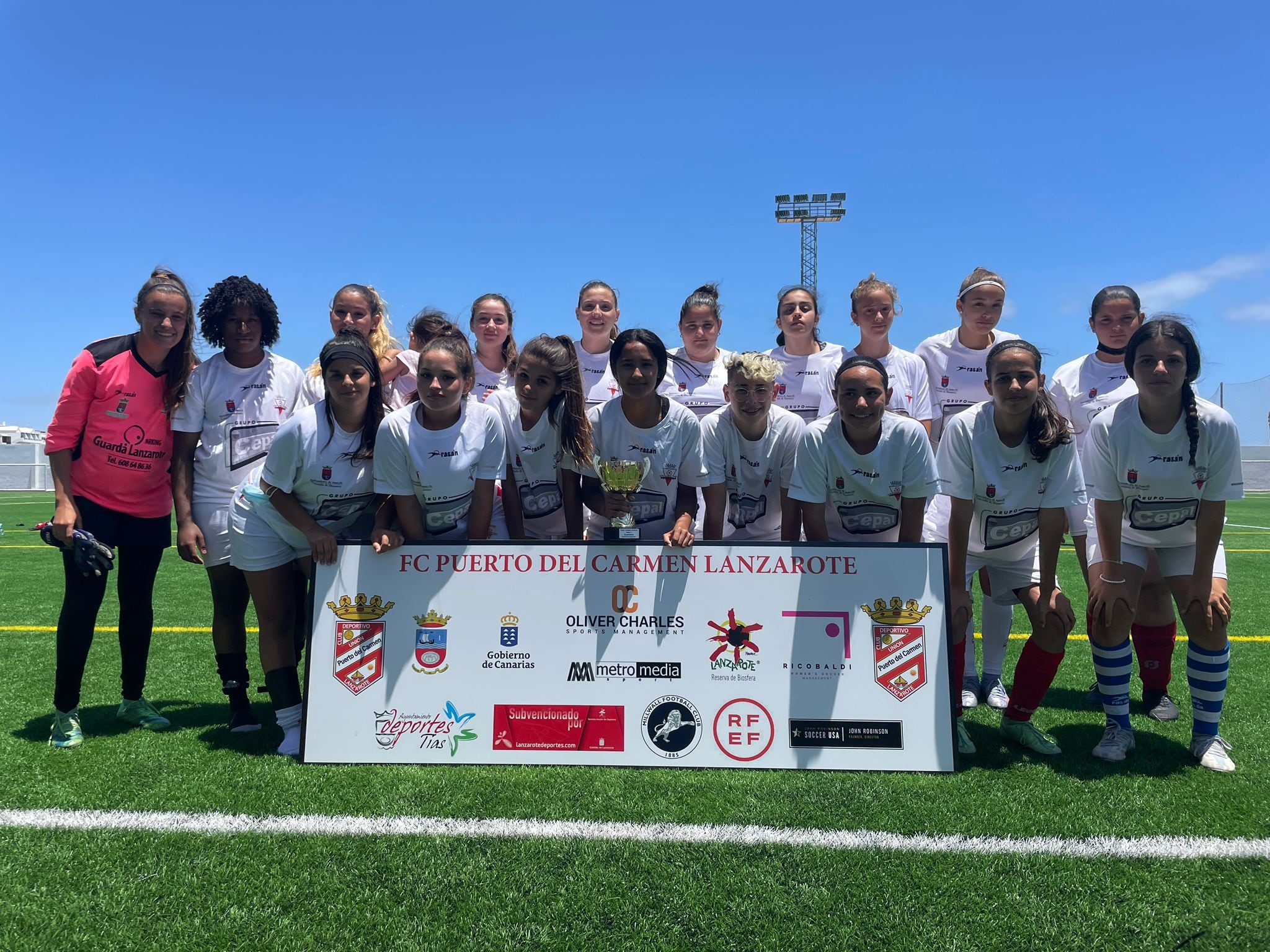 Equipo femenino del Altavista FC.