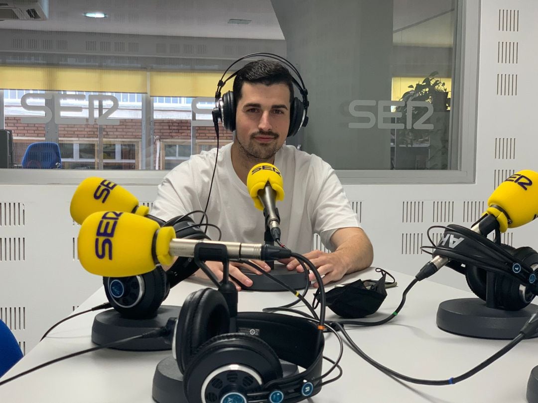 Carlos Muñoz, en Cadena SER Puertollano concediendo su primera entrevista como &quot;Rochero&quot;