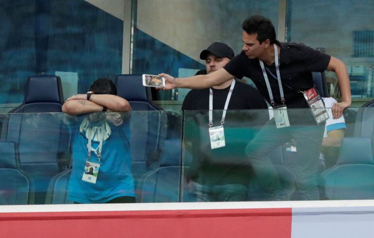 Maradona, en el partido entre Argentina y Nigeria.