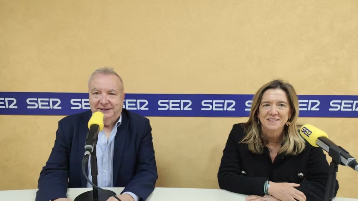 Mari Carmen Galera y Pedro Manuel de la Cruz en Ser Andaluces.