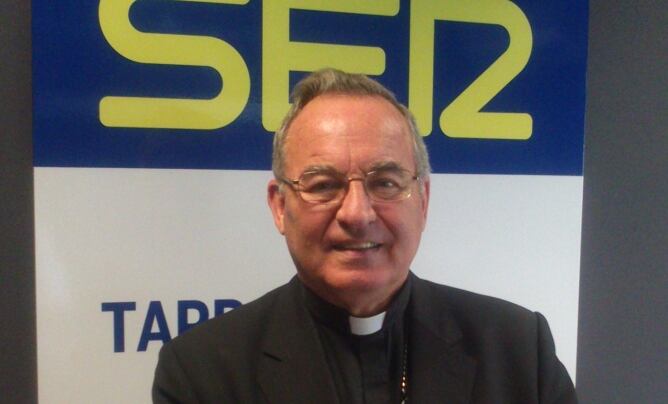 Jaume Pujol, Arquebisbe de Tarragona, als estudis de la Cadena SER a Tarragona