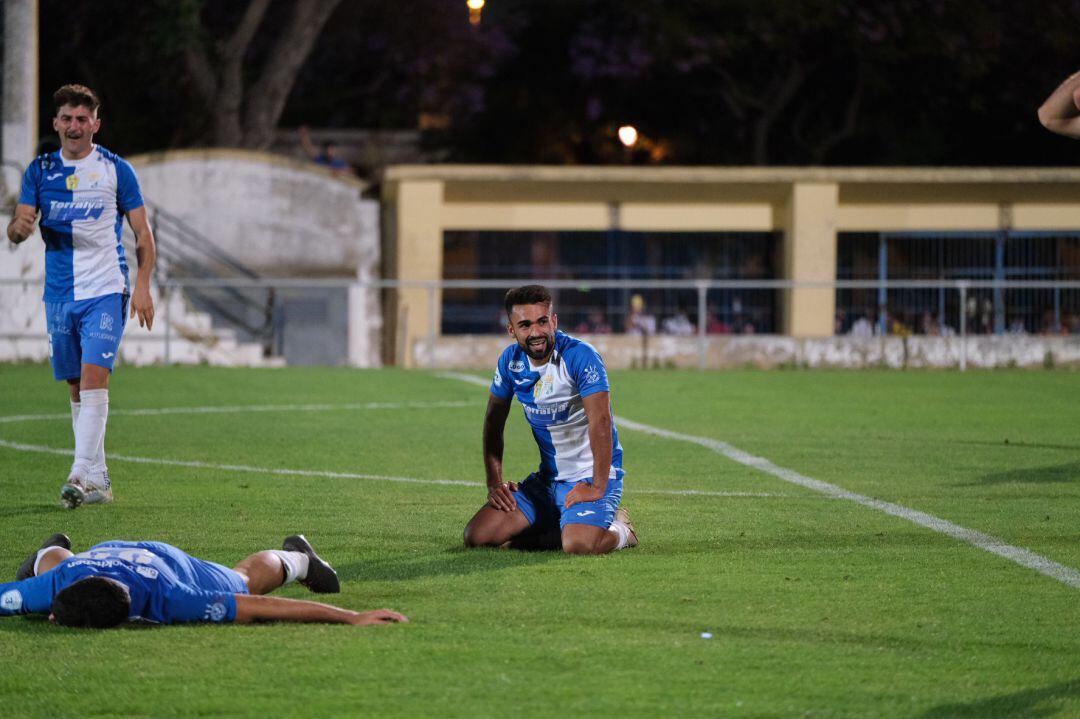 Jugadores abatidos tras perder la final