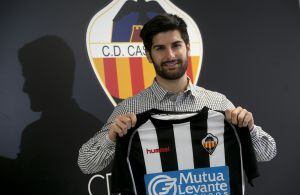 Vicent Albert refuerza el ataque albinegro