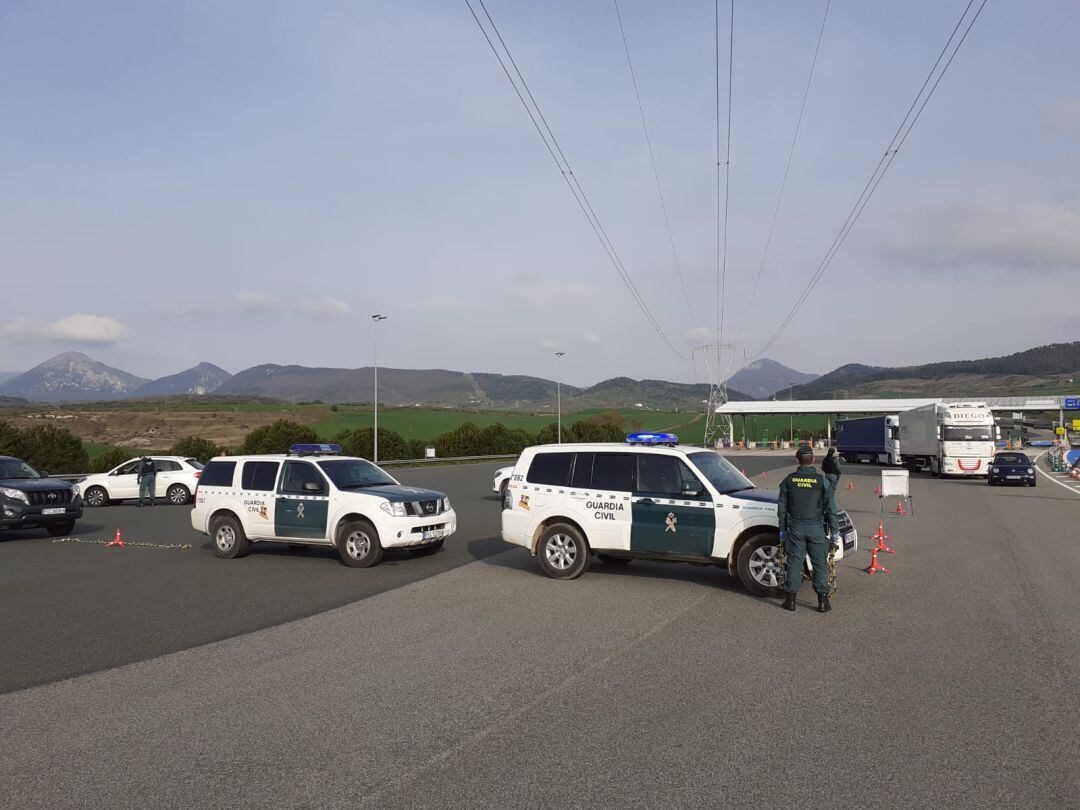 Control para hacer valer las restricciones en el tránsito