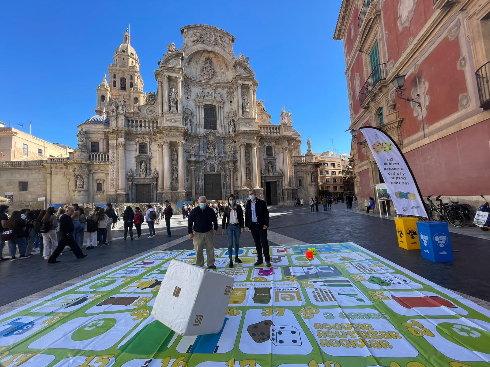 La campaña se ha presentado en la plaza Belluga de Murcia