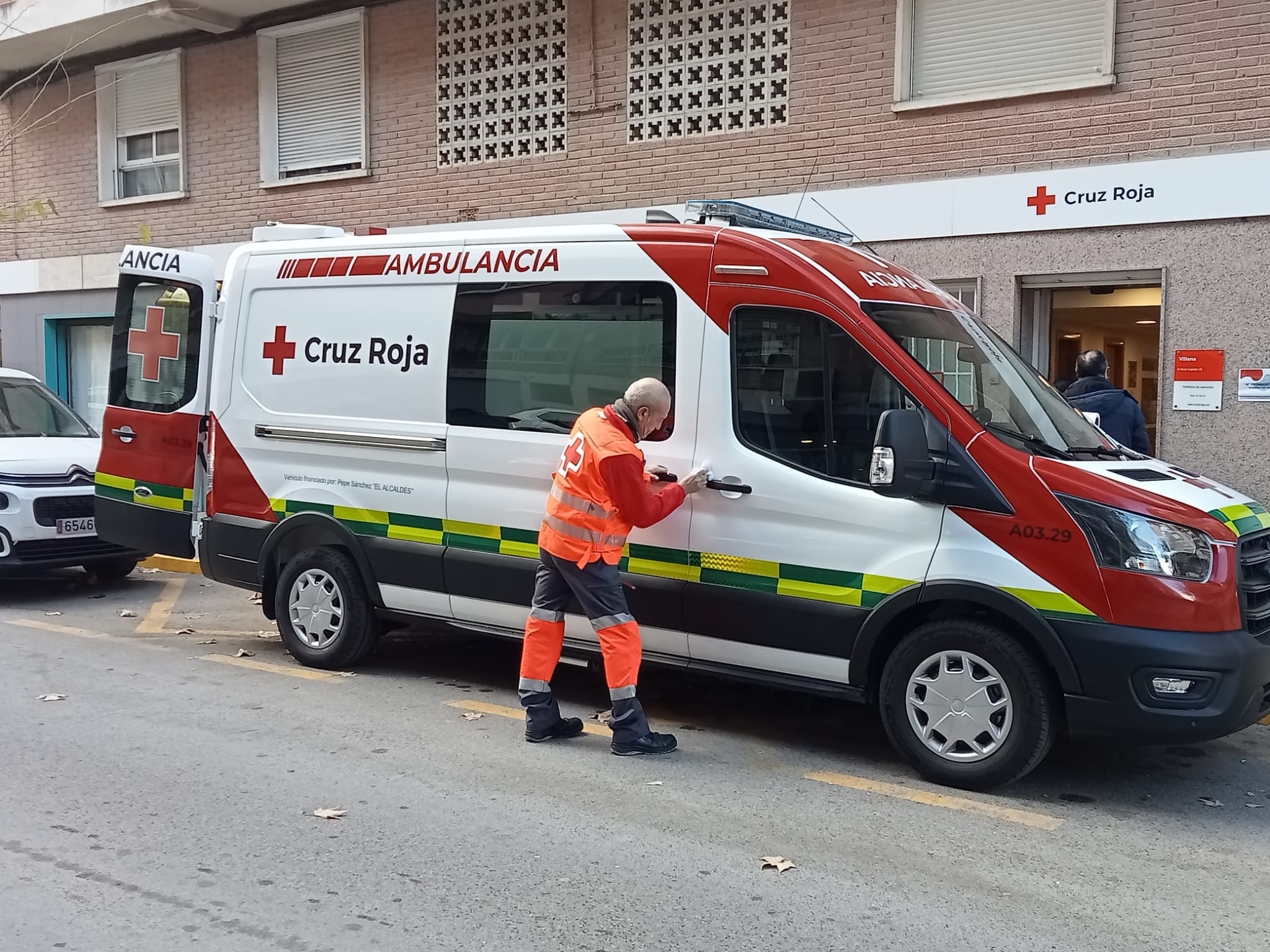 Nueva ambulancia de la Cruz Roja