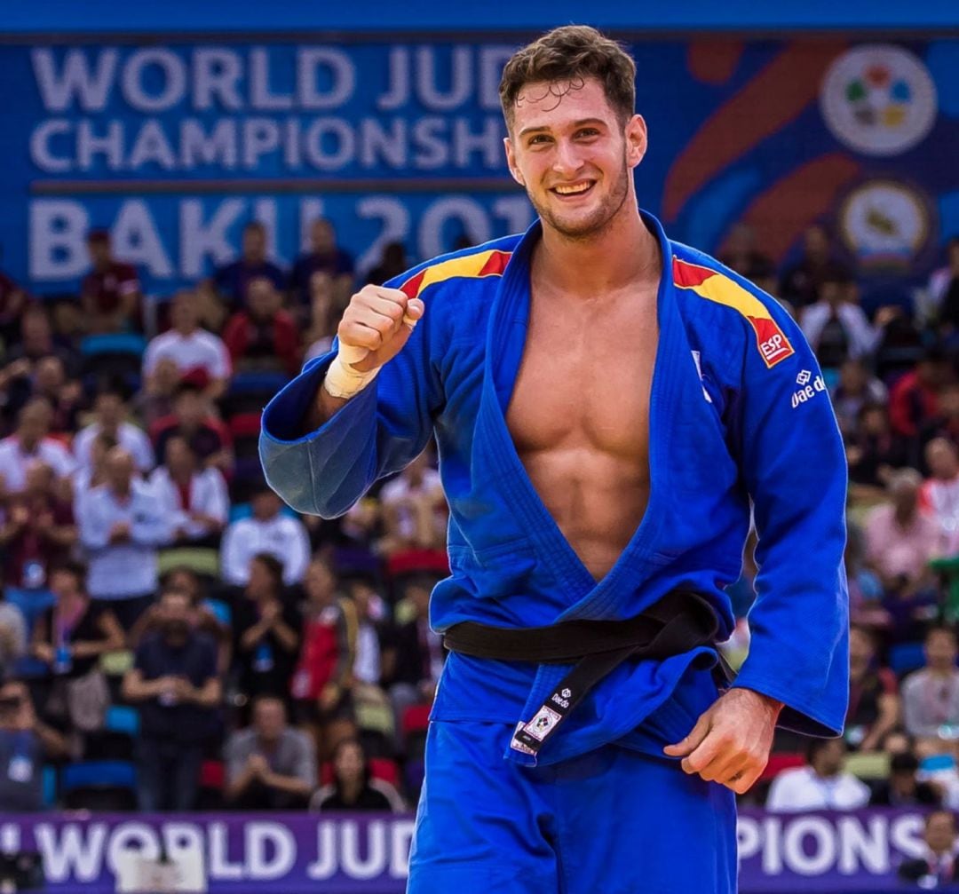 Sherazadishvili celebra el campeonato del mundo