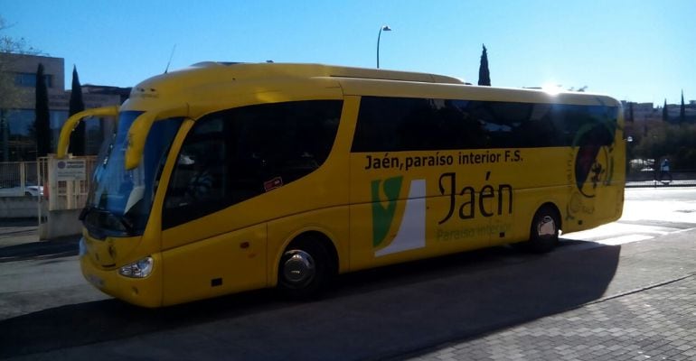 Autobús del Jaén Paraíso Interior FS.