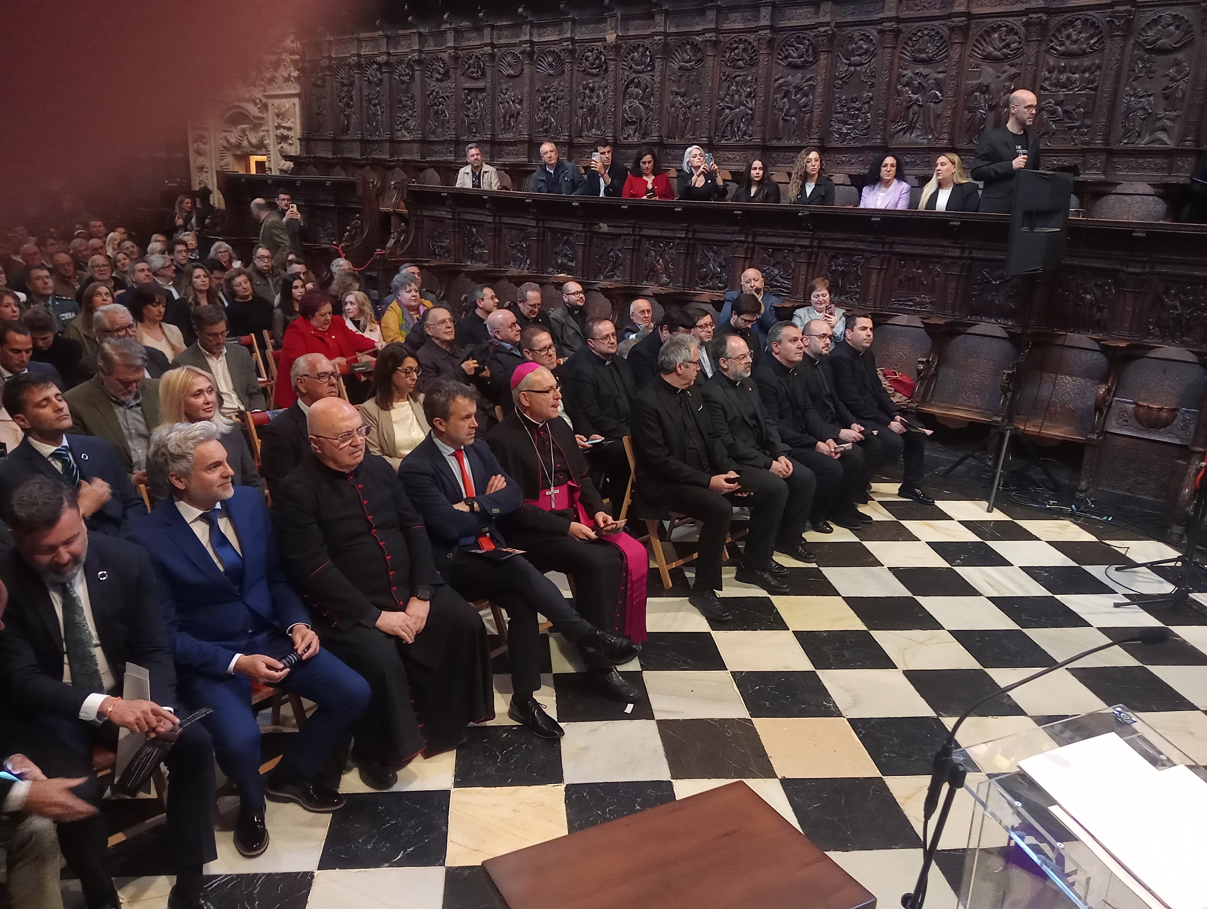 Inauguración de la exposición The Mystery Man