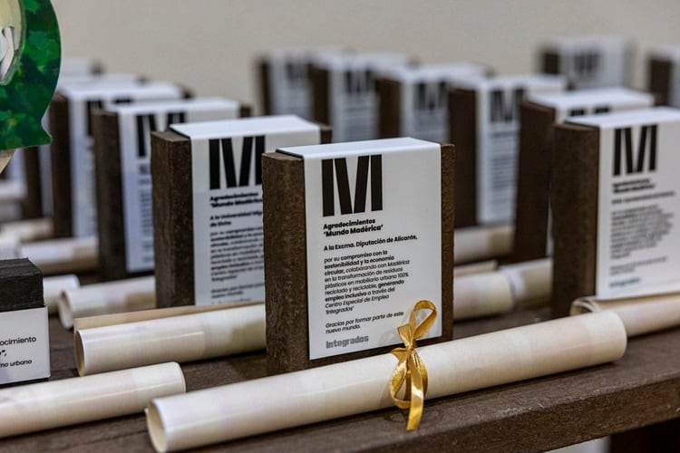 Agradecimientos entregados en el acto