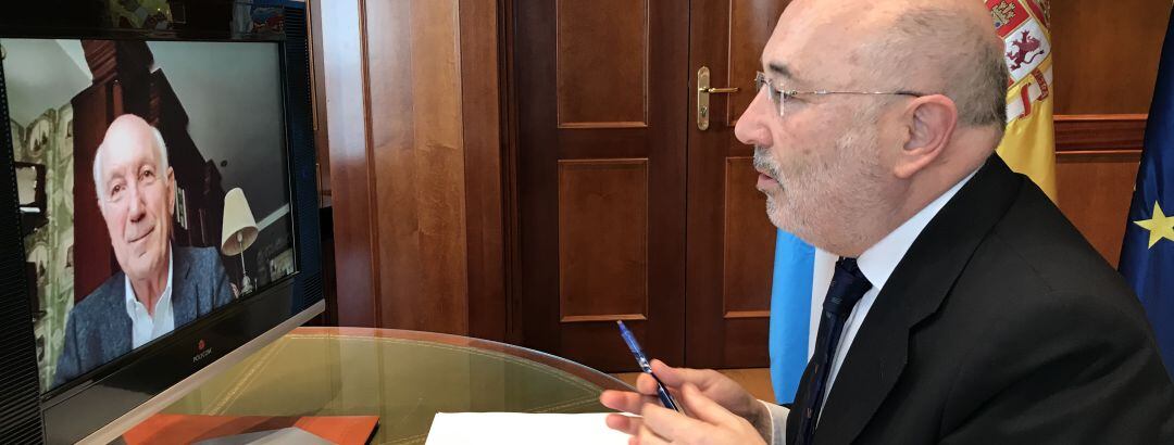 Javier Losada ha mantenido un encuentro por videoconferencia con el responsable de los empresarios de Galicia, Antonio Fontenla