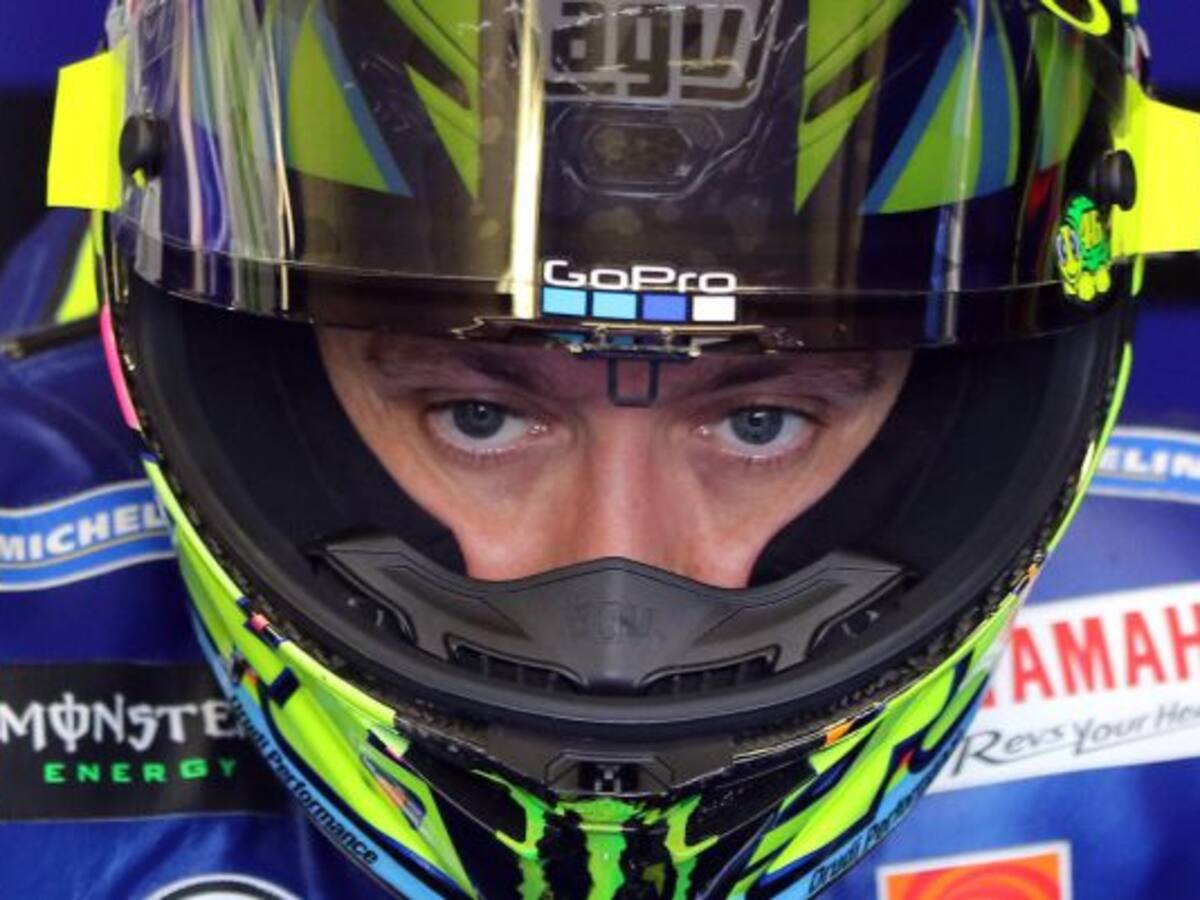 Valentino Rossi sufre un accidente practicando motocross en Italia