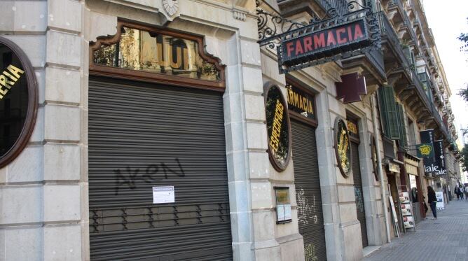 Una farmàcia del centre de Barcelona, tancada seguint la protesta per l&#039;impagament del Govern