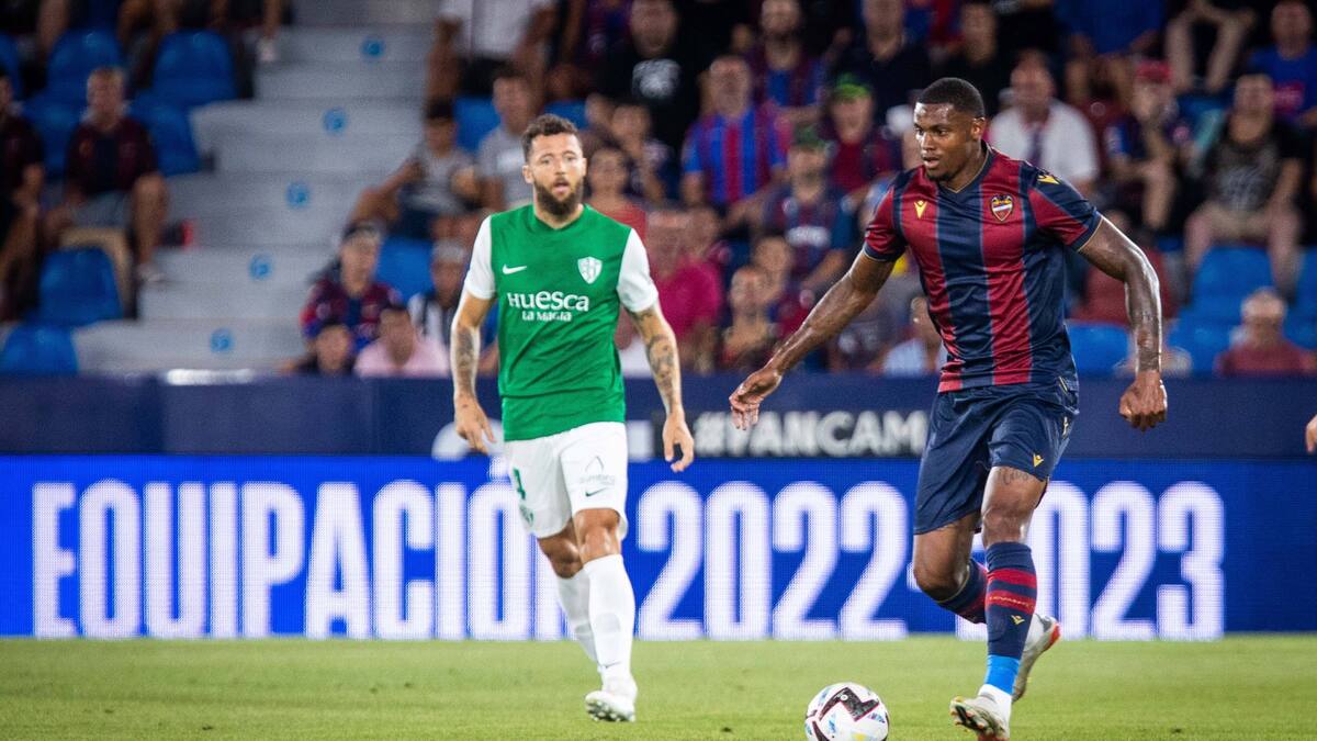 El Levante UD quiere dormir como líder