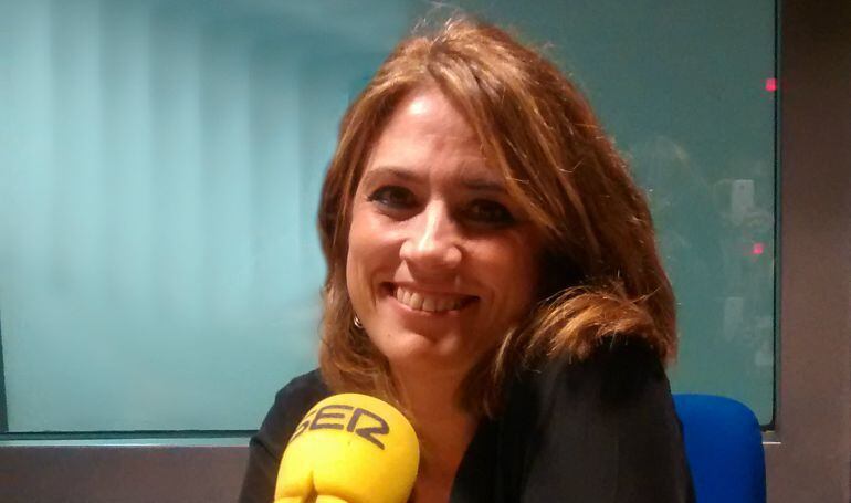 Dolores Delgado, en una imagen de archivo en los estudios de la Cadena SER en Madrid