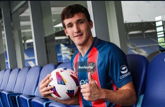 Iker Kortajarena se despedía de la SD Huesca