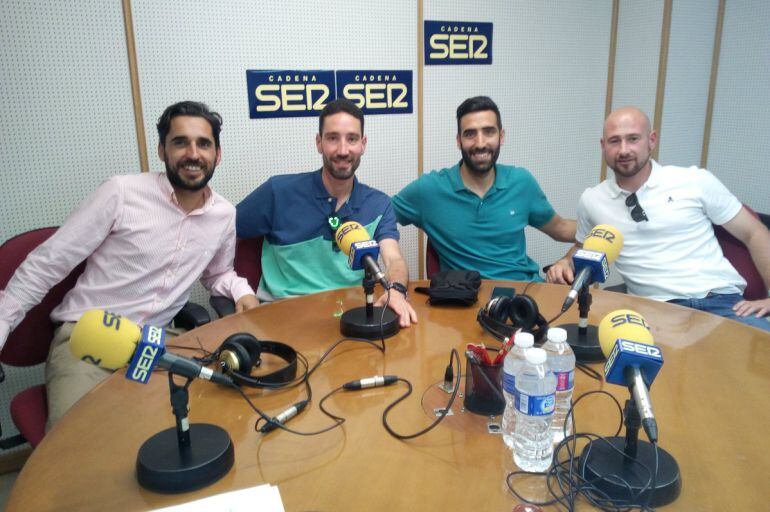 Entrevista en los estudios de la SER