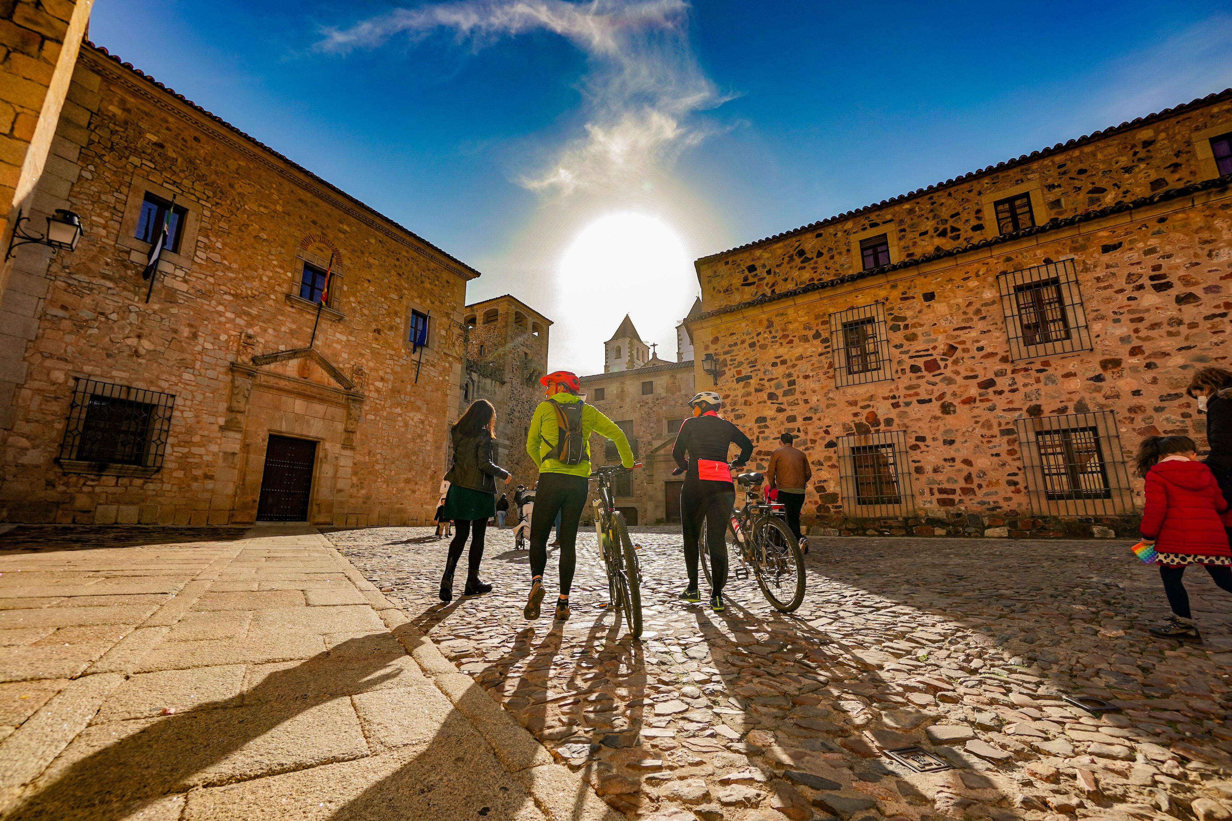 Cáceres, a dos pedaladas