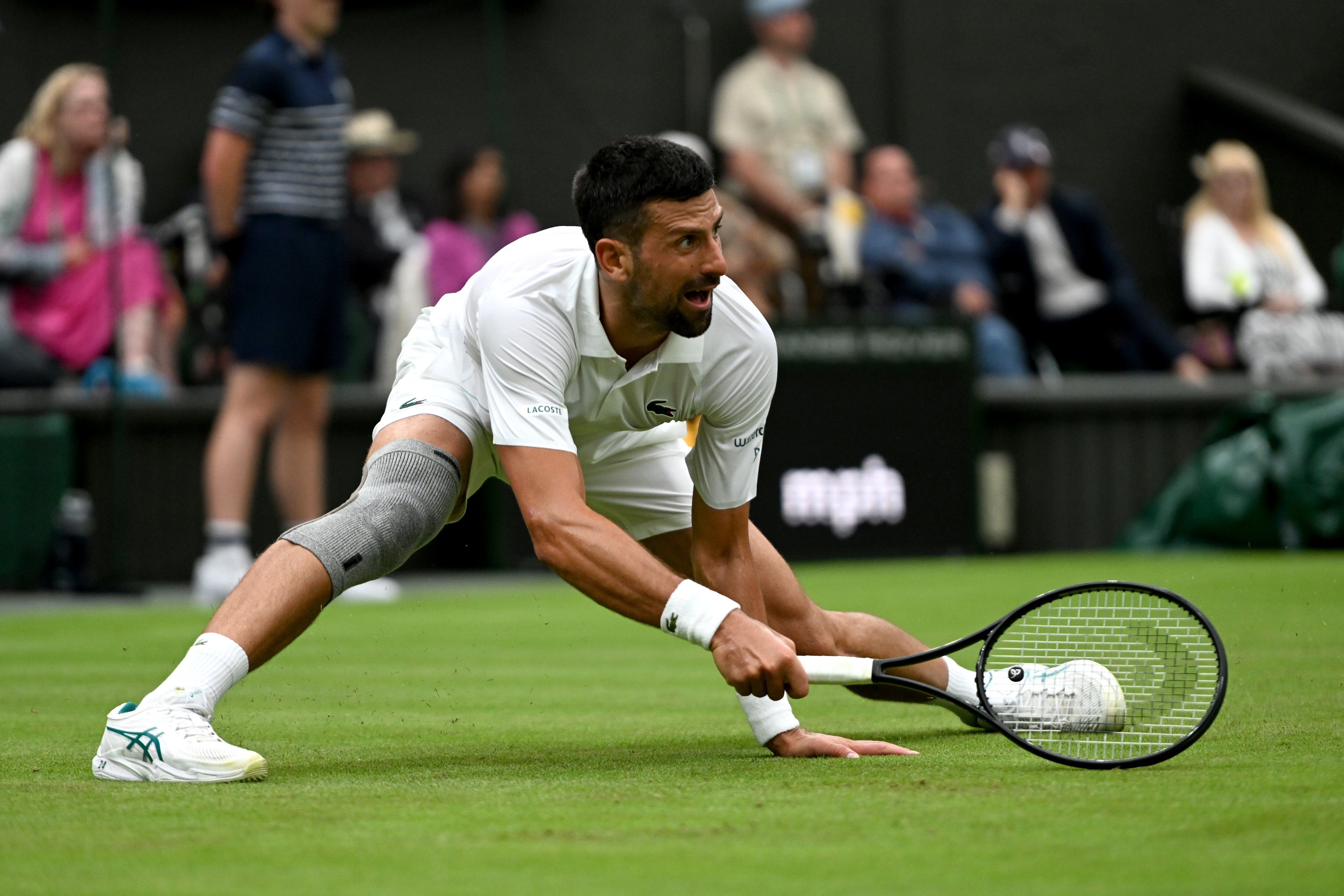 Novak Djokovic, durante su primer partido de Wimbledon 2024