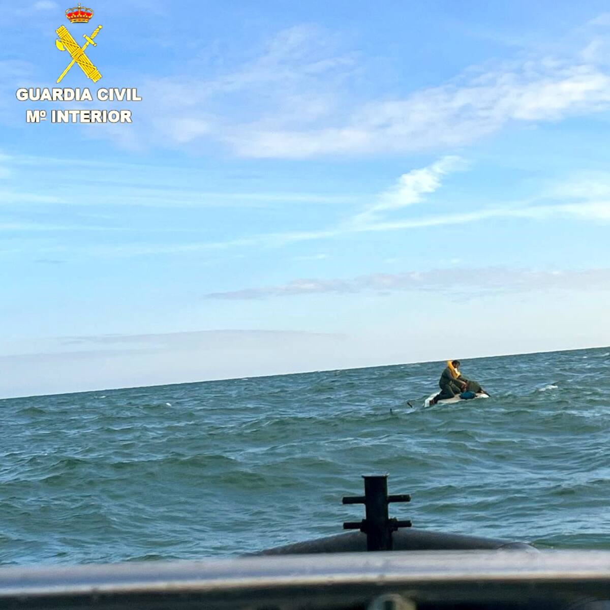 Rescat d'una família amb dos menors que havien quedat a la deriva després que el seu veler bolqués a l'Estartit