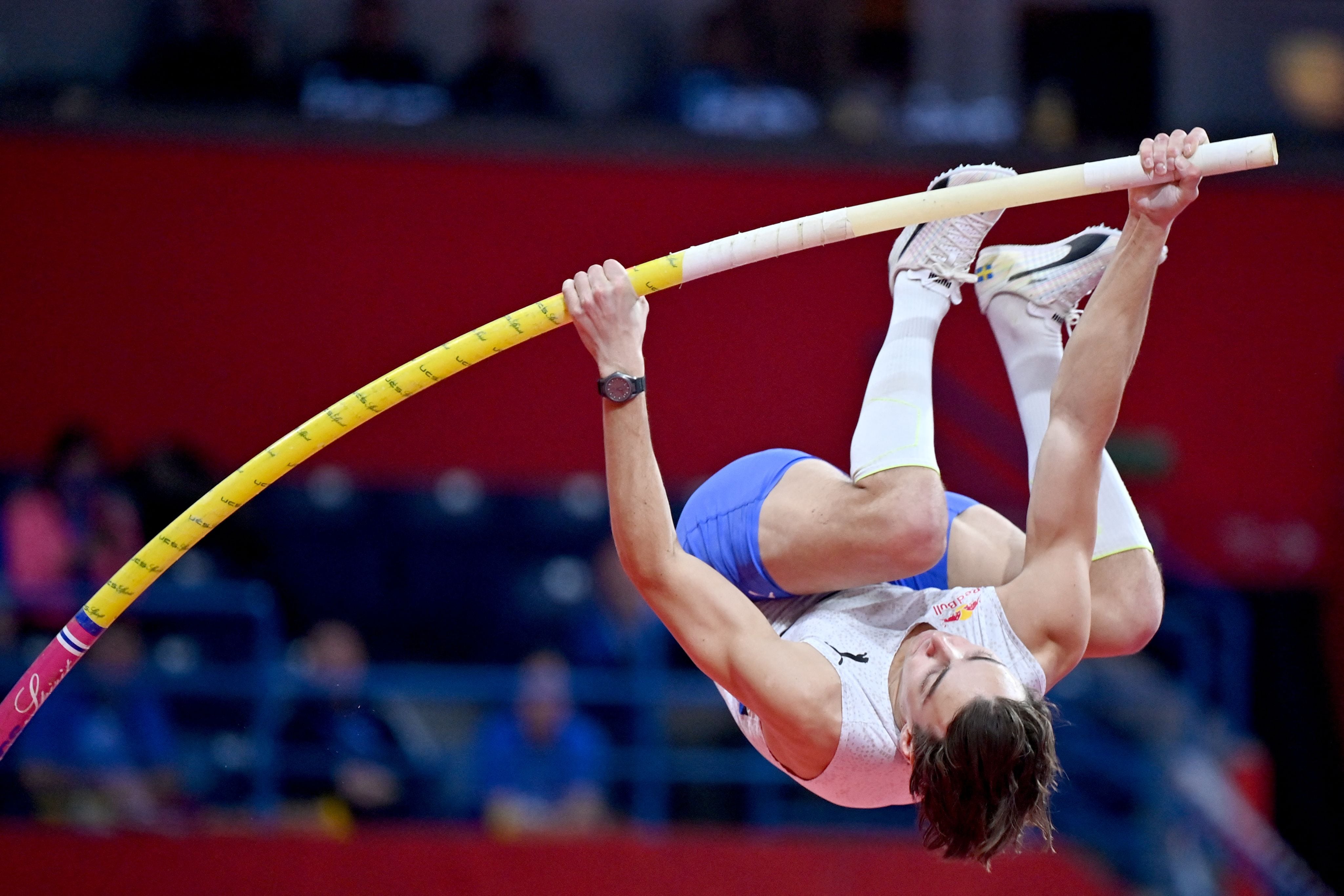 Armand Duplantis consigue el récord del mundo de salto de pértiga