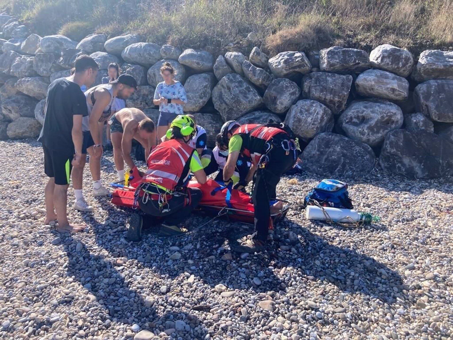 20/08/2022 Rescate en la playa de Las Arenas, en Pechón
SOCIEDAD ESPAÑA EUROPA CANTABRIA
GOBIERNO
