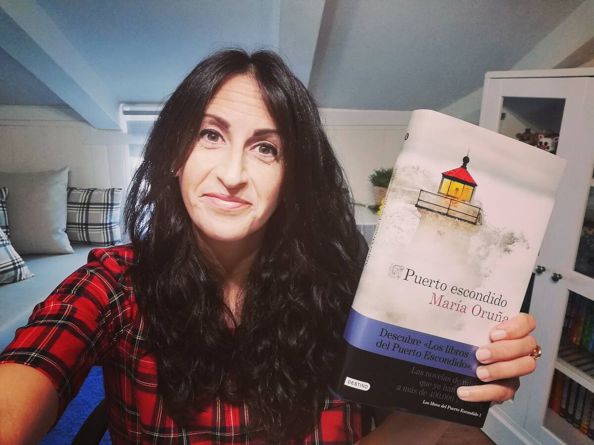 María Oruña y Ana Bascuñana, ruta guiada de Puerto Escondido