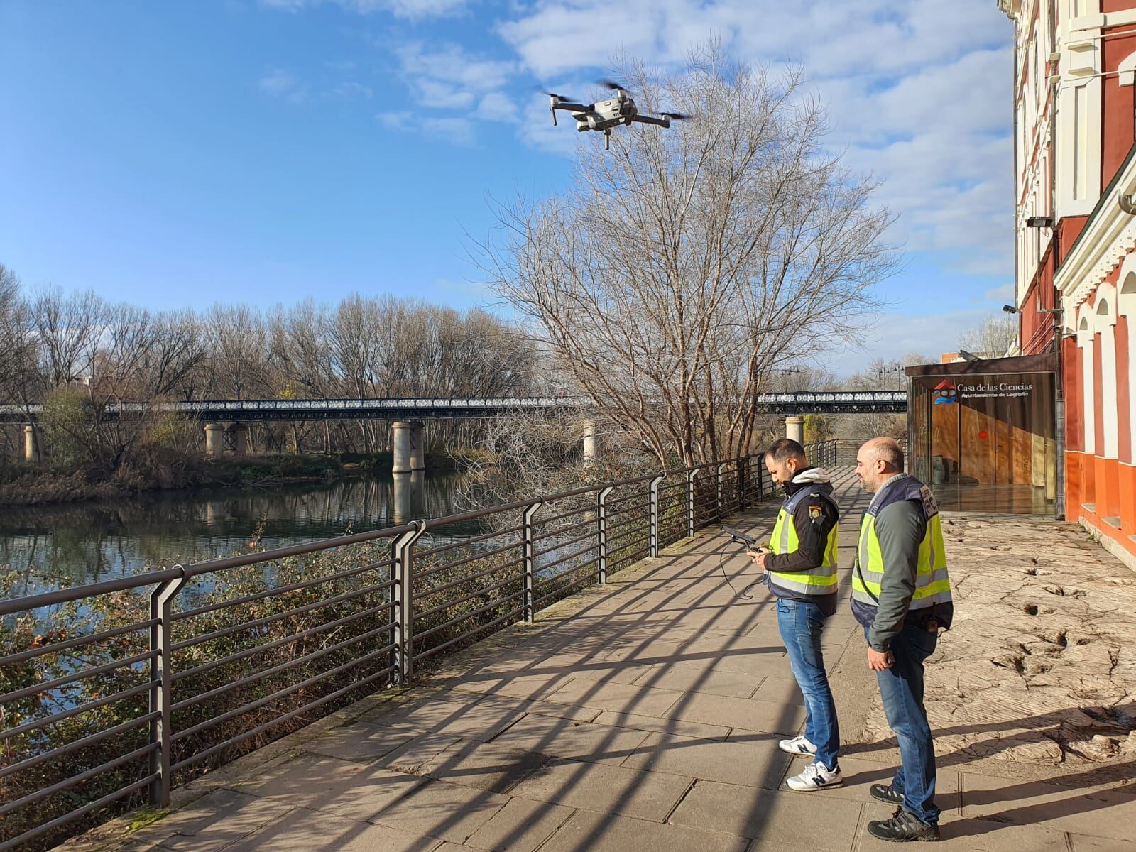 Unidad de drones pertenecientes al operativo de búsqueda