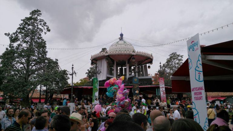 Templete de la Feria en plena celebración