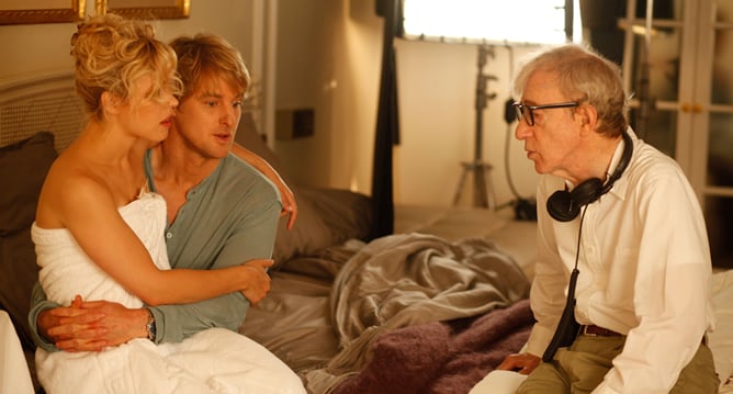 Woody Allen conversa con Owen Wilson y Rachel McAdams durante el rodaje de &#039;Midnight in Paris&#039;