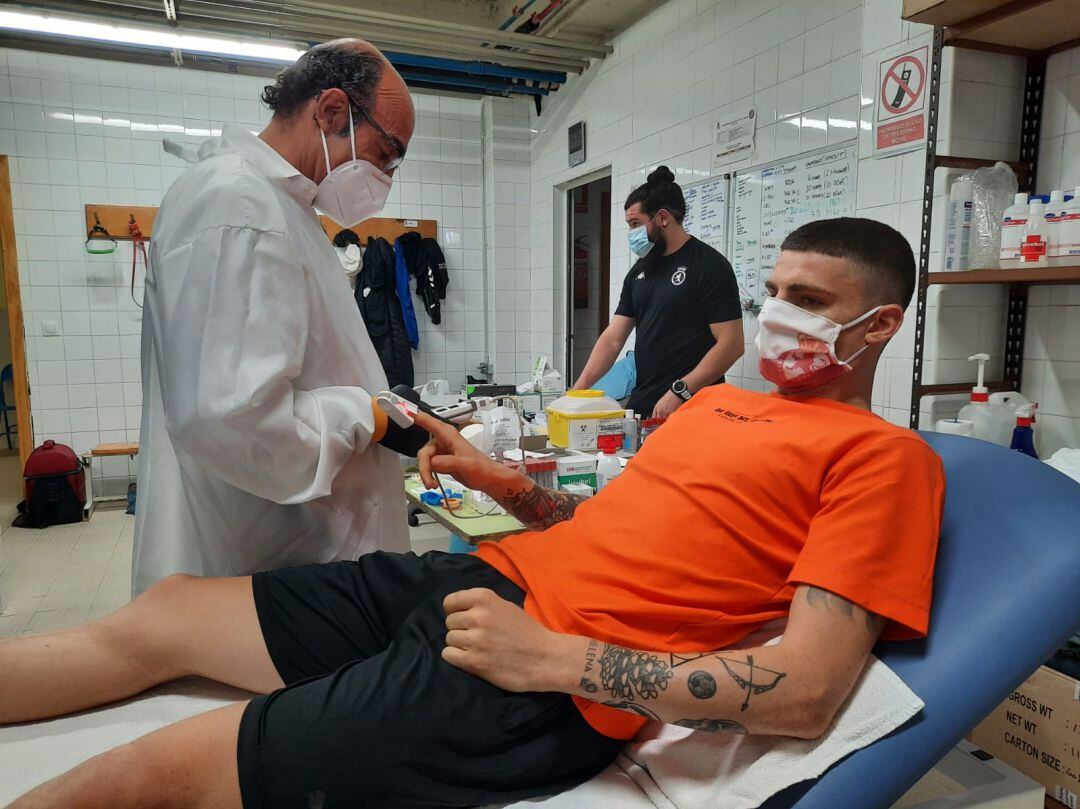 La Cultural ha iniciado esta mañana los reconocimientos médicos de sus futbolistas