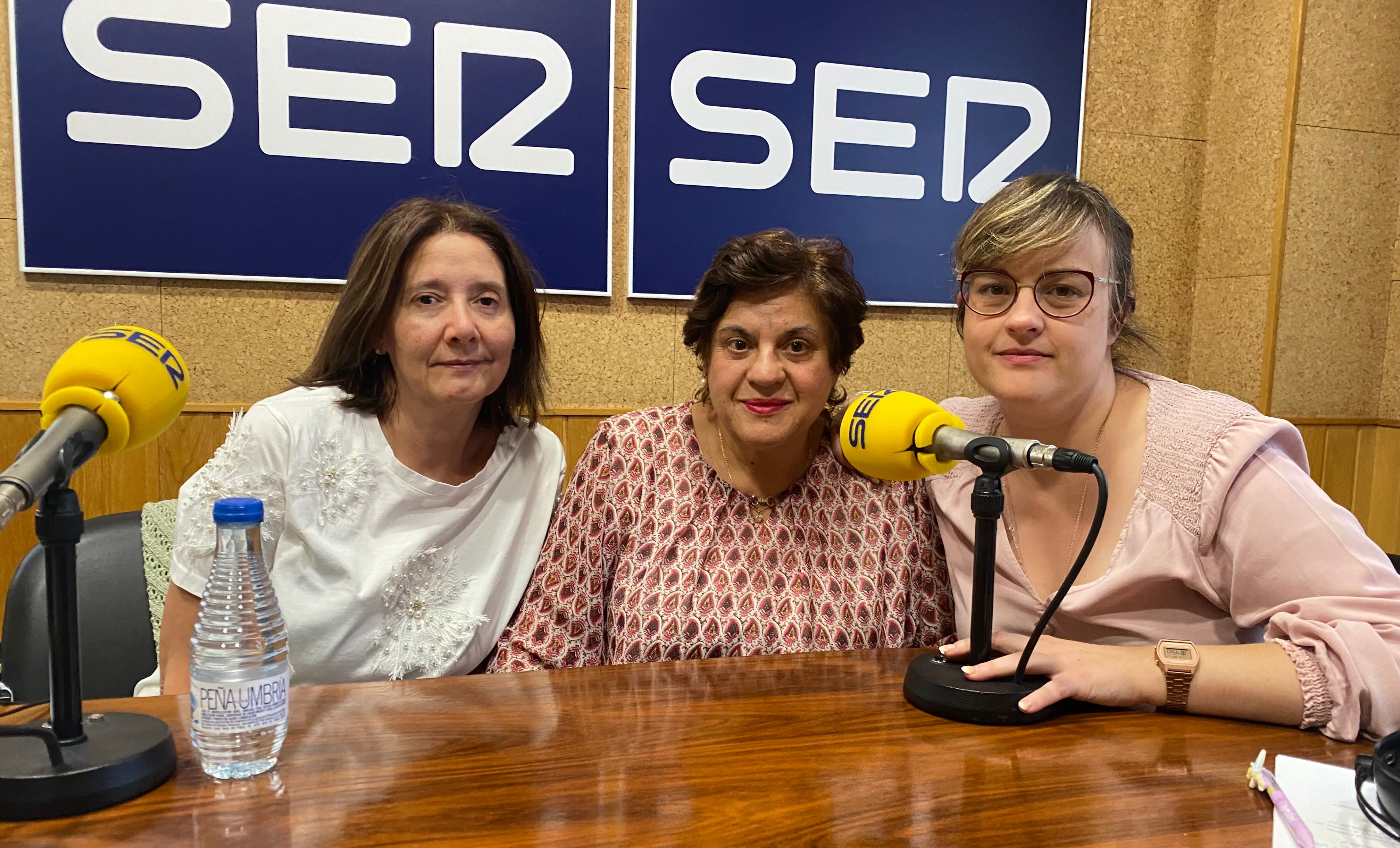 Montse Arias, Ana Mª Abril y Paloma Márquez.