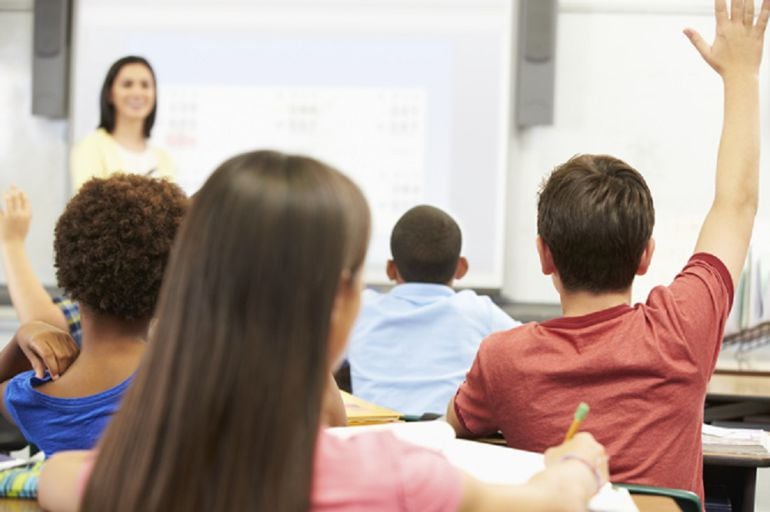 Día del Docente. Este año el lema es &quot;Empoderar al profesorado para crear sociedades sostenibles&quot;.