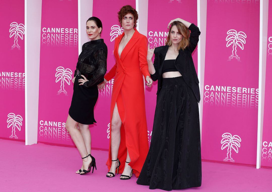 Cast members of &#039;Perfect Life&#039;, Spanish actresses Celia Freijeiro (L), Aixa Villagran (C) and Leticia Dolera (R) pose on the pink carpet during the Cannes Series Festival in Cannes, 07 April 2019. The event will take place from 05 to 10 April