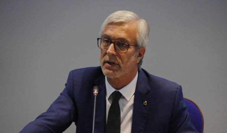 Ballesteros durant la conferència a la Cambra de Comerç. 