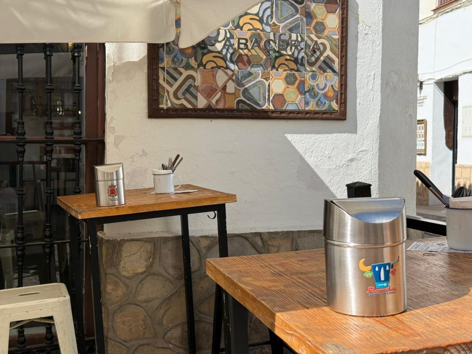 Algunos establecimientos ya las han instalado.