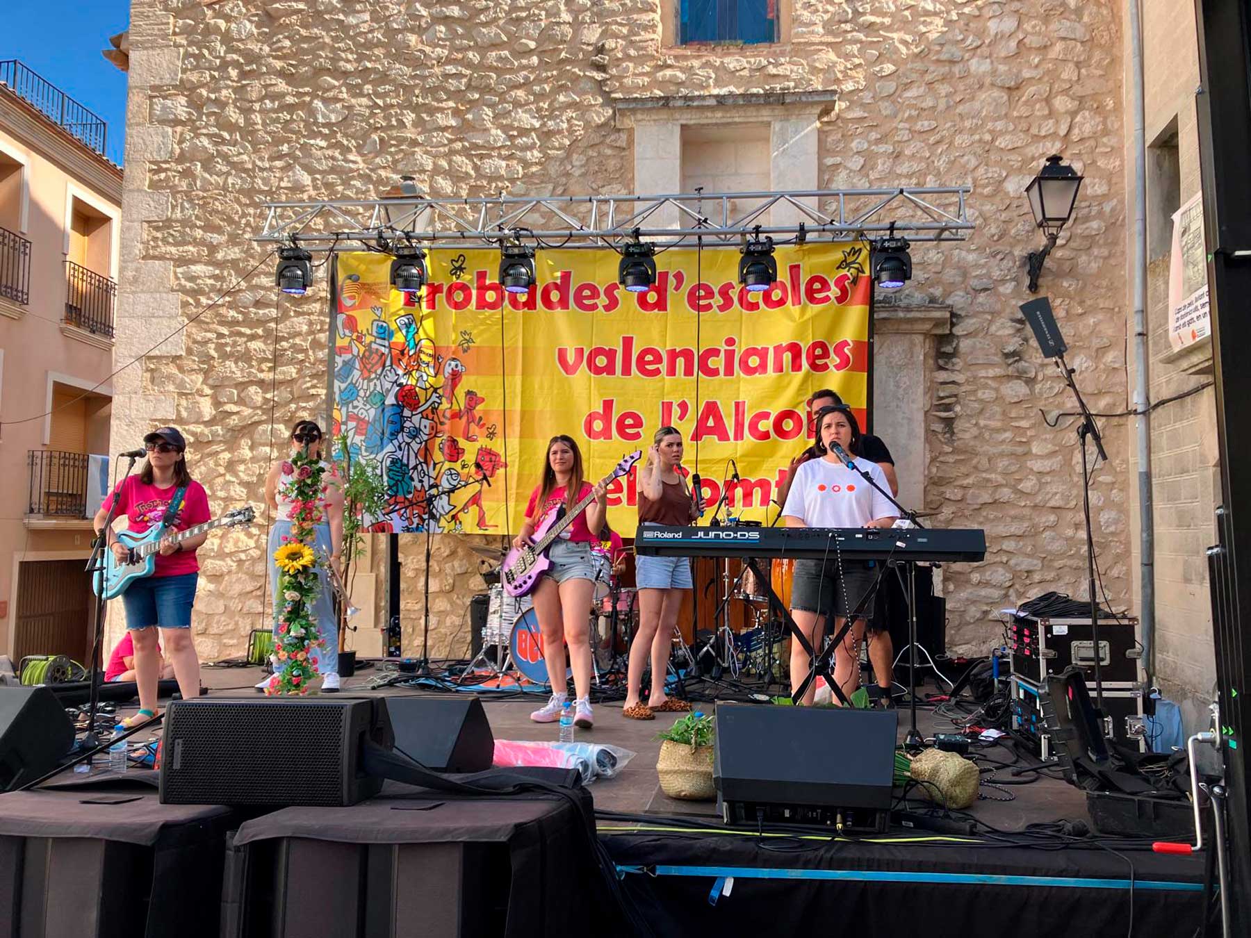 També ha hagut el seu espai i moment per a la música en valencià a la Trobada de Fageca